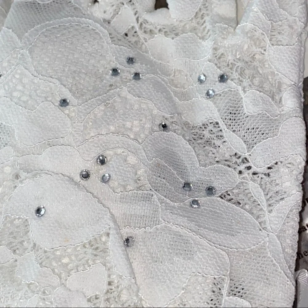 VICTORIA'S SECRET Sequined‎ White Lace Gloves